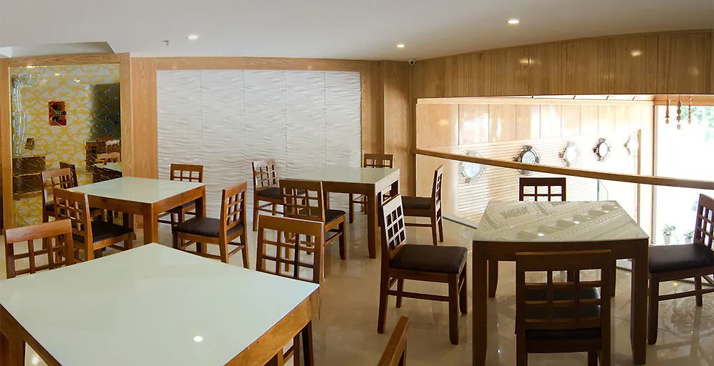 Hoa Phong Airport Danang Hotel Da Nang